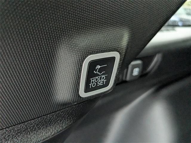 new 2025 Jeep Grand Cherokee car, priced at $34,820