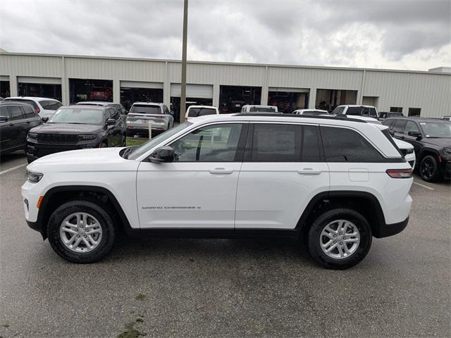 new 2025 Jeep Grand Cherokee car, priced at $34,820