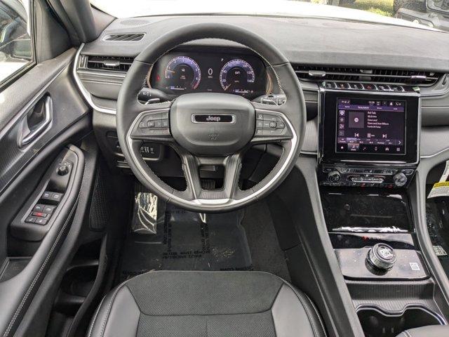 new 2025 Jeep Grand Cherokee car, priced at $33,980