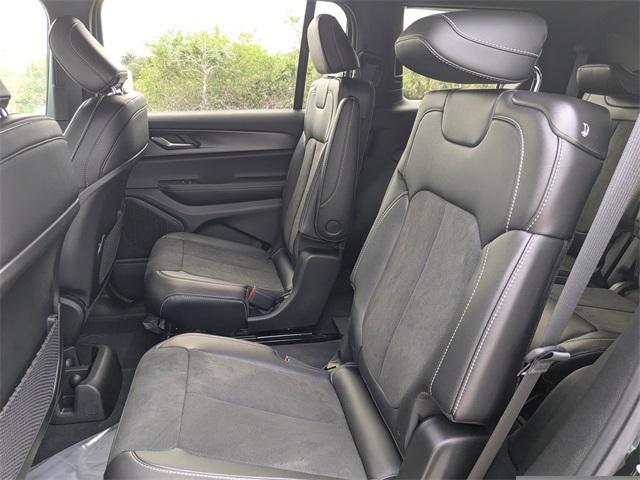 new 2025 Jeep Grand Cherokee L car, priced at $39,870