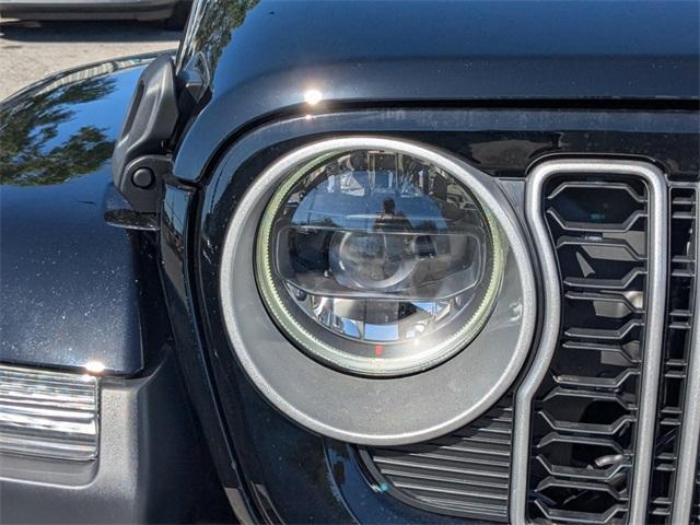 new 2025 Jeep Wrangler car, priced at $58,900