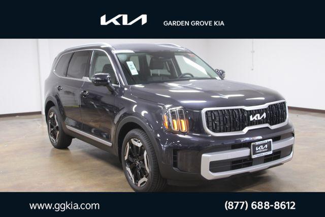 new 2025 Kia Telluride car, priced at $42,660