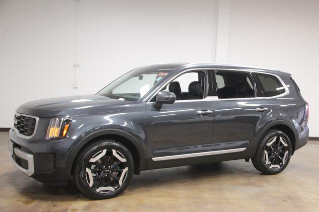 used 2024 Kia Telluride car, priced at $39,999