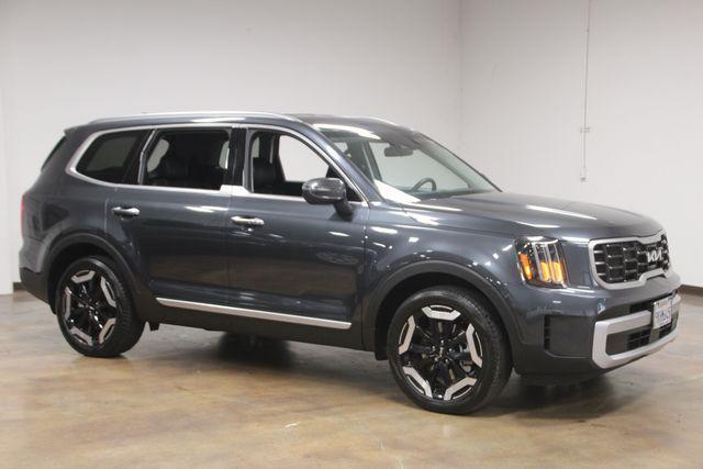 used 2024 Kia Telluride car, priced at $39,999