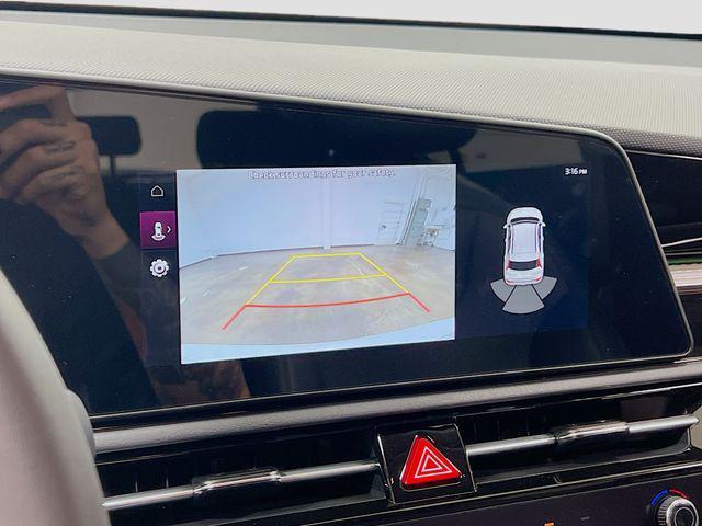 new 2025 Kia Niro car, priced at $30,235