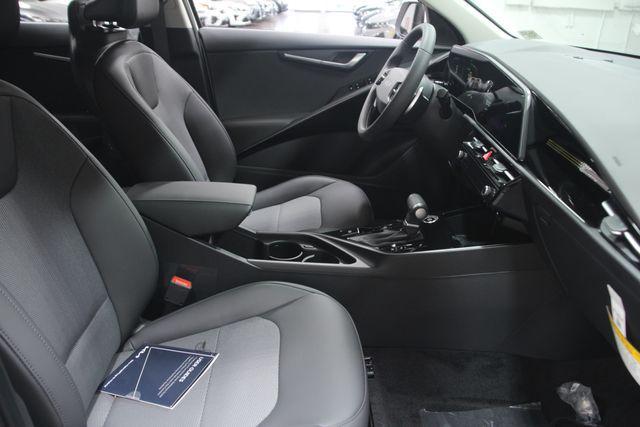 new 2025 Kia Niro car, priced at $29,235