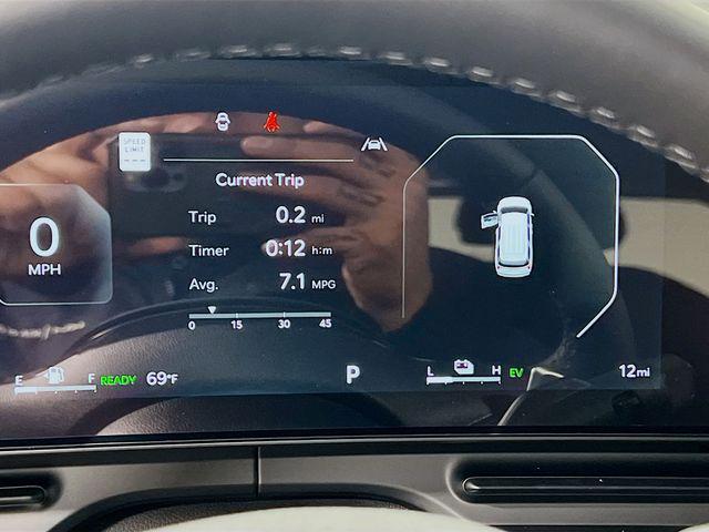 new 2026 Kia Carnival Hybrid car, priced at $51,328