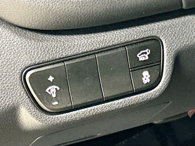 used 2024 Kia Seltos car, priced at $25,905