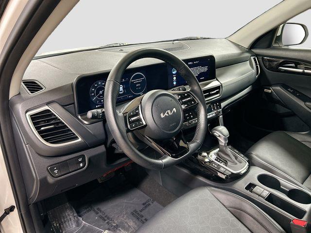 used 2024 Kia Seltos car, priced at $25,905