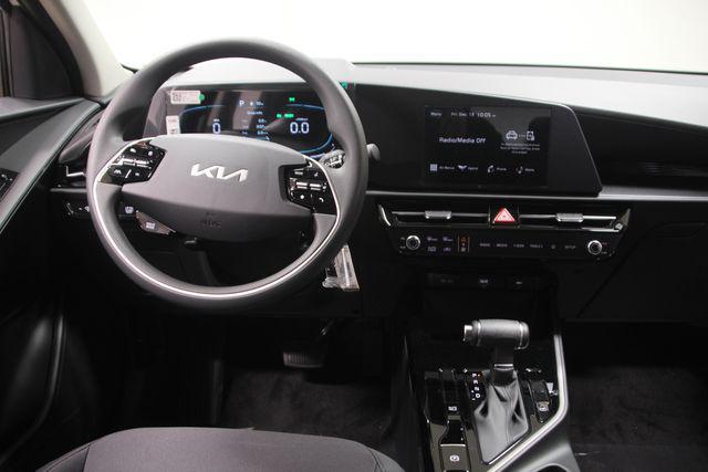 new 2025 Kia Niro car, priced at $28,635