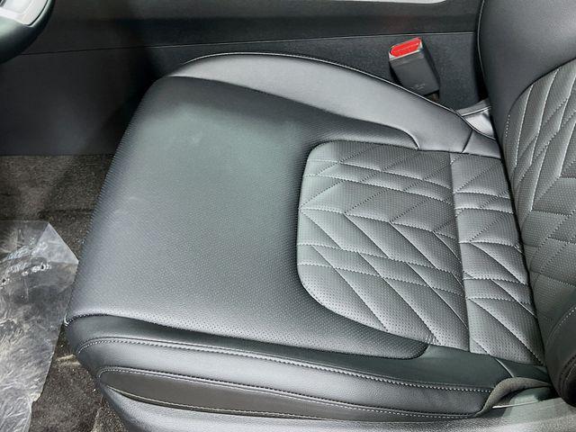 new 2025 Kia Sportage car, priced at $45,135