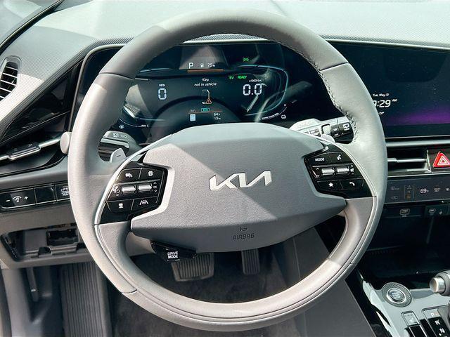 new 2025 Kia Niro car, priced at $30,955