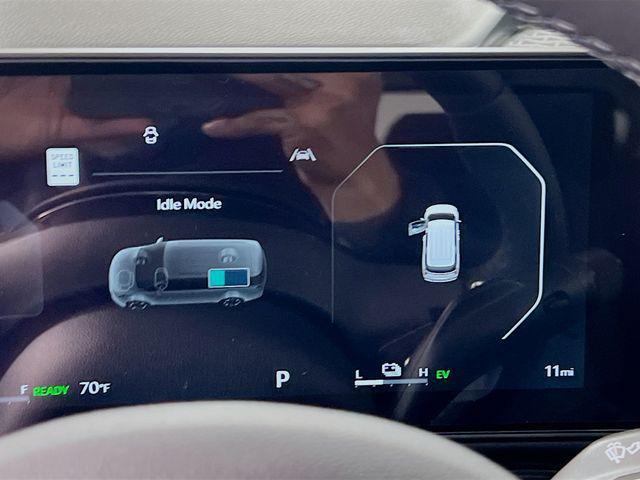 new 2026 Kia Carnival Hybrid car, priced at $55,020