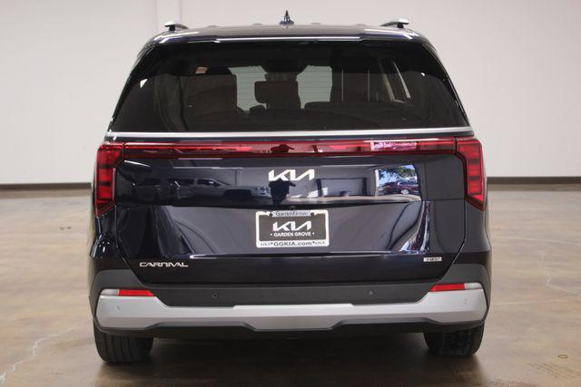 new 2025 Kia Carnival car, priced at $43,360