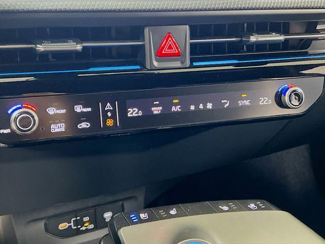 new 2025 Kia EV6 car, priced at $47,880