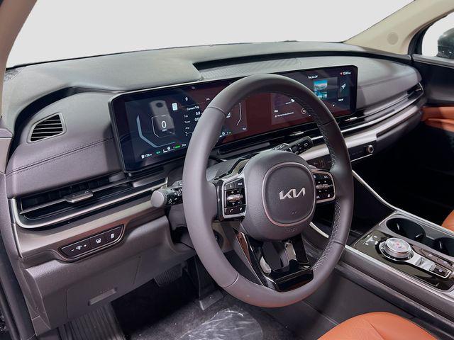 new 2025 Kia Carnival Hybrid car, priced at $51,980