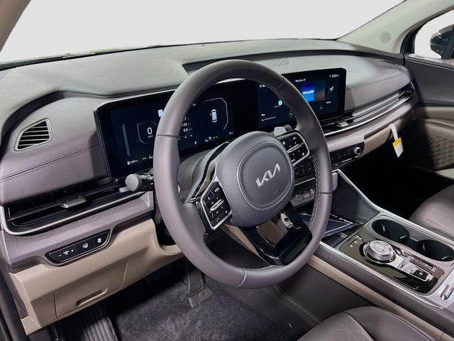 new 2026 Kia Carnival Hybrid car, priced at $51,135