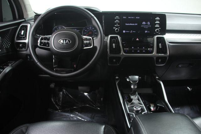 used 2021 Kia Sorento car, priced at $21,282