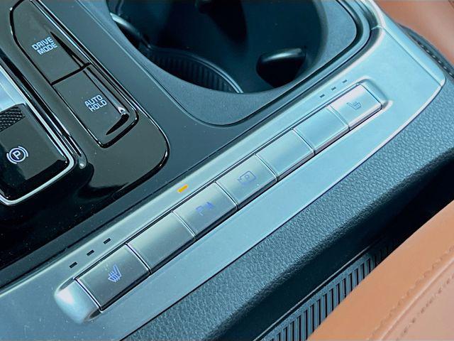 new 2025 Kia Carnival Hybrid car, priced at $45,715