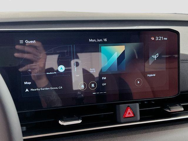new 2025 Kia Carnival Hybrid car, priced at $45,715