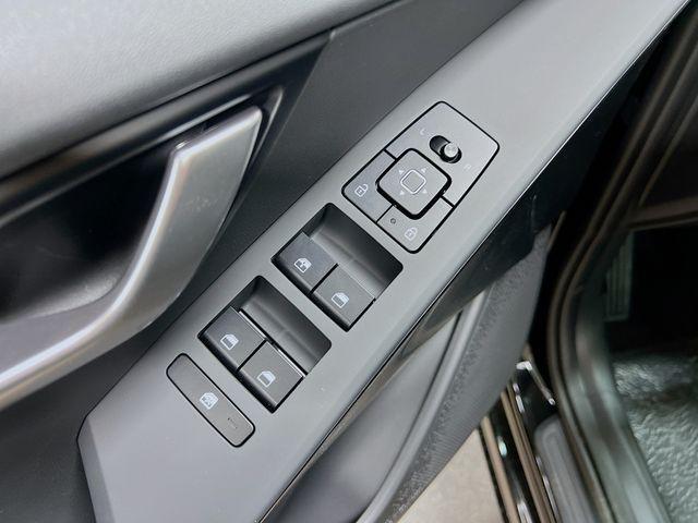 new 2025 Kia Niro car, priced at $27,205
