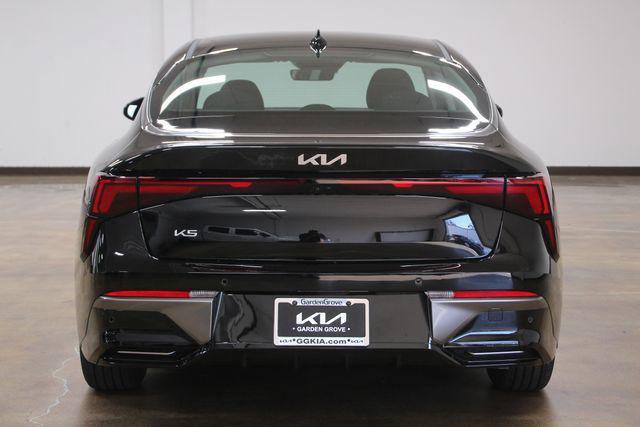 new 2025 Kia K5 car, priced at $27,580