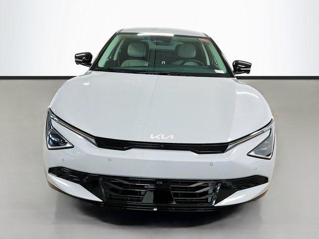 new 2025 Kia EV6 car, priced at $44,535