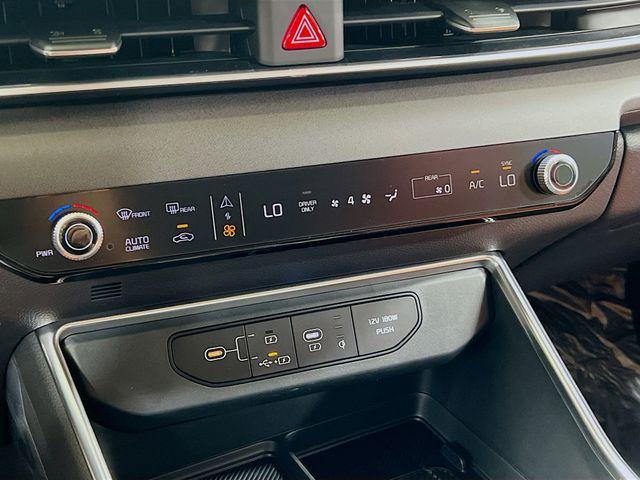 new 2025 Kia Carnival Hybrid car, priced at $43,265