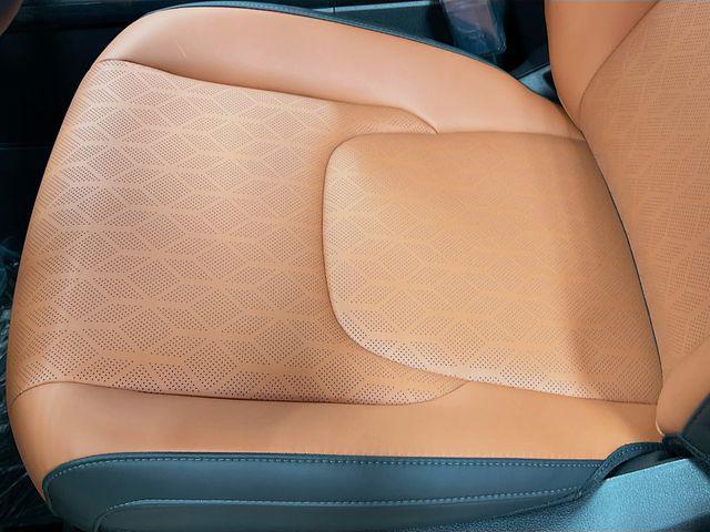new 2025 Kia Carnival Hybrid car, priced at $43,265