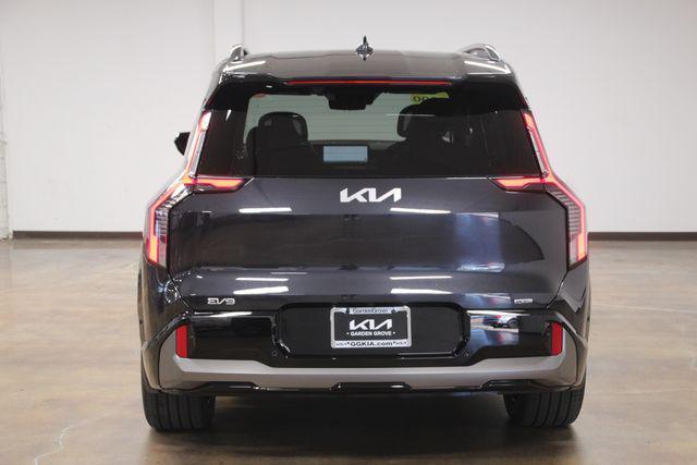 new 2025 Kia EV9 car, priced at $67,115