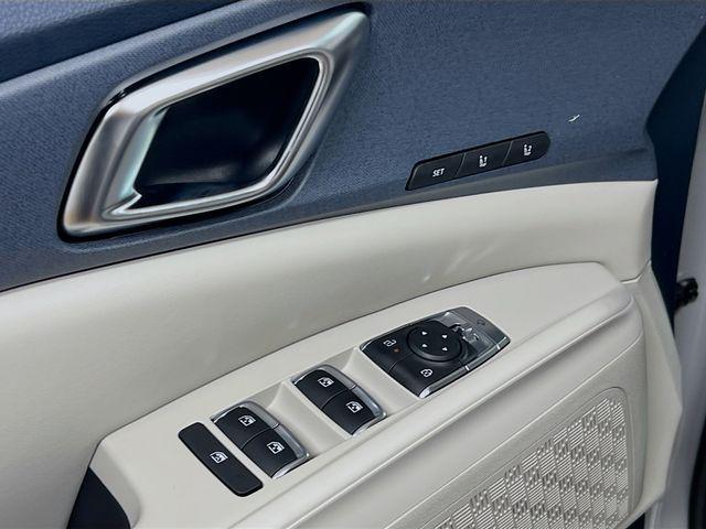 new 2026 Kia Carnival Hybrid car, priced at $45,020