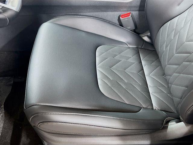 new 2025 Kia Sportage car, priced at $40,980
