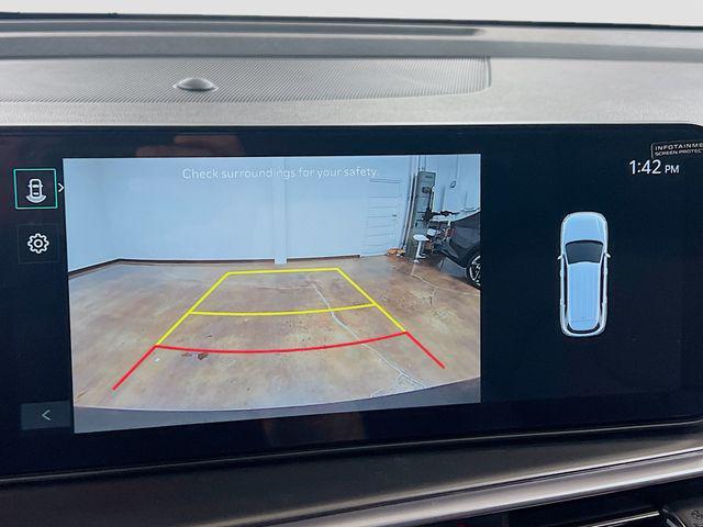 new 2025 Kia Sorento Plug-In Hybrid car, priced at $43,660