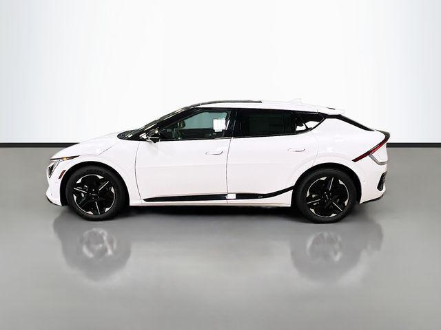 new 2025 Kia EV6 car, priced at $53,670