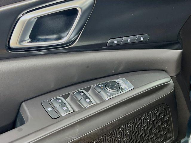 new 2026 Kia Carnival Hybrid car, priced at $53,815