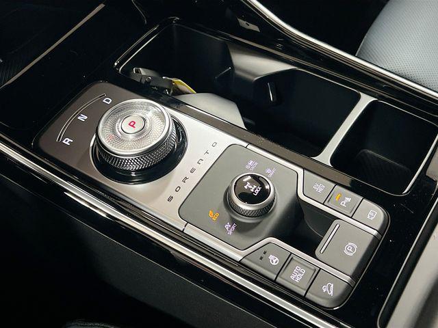new 2025 Kia Sorento Plug-In Hybrid car, priced at $54,555