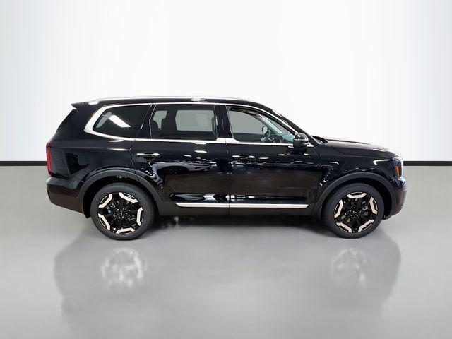 new 2025 Kia Telluride car, priced at $40,055