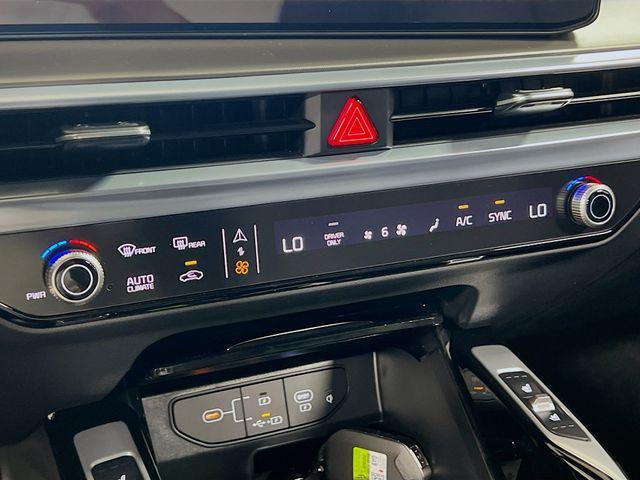 new 2025 Kia Sorento Hybrid car, priced at $48,855