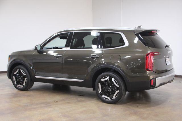 used 2023 Kia Telluride car, priced at $31,841