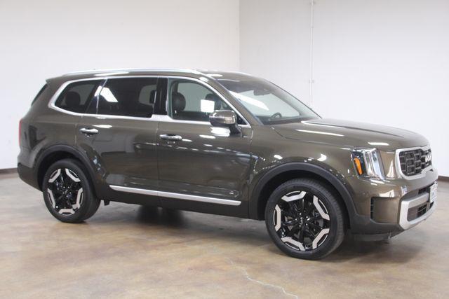 used 2023 Kia Telluride car, priced at $31,841