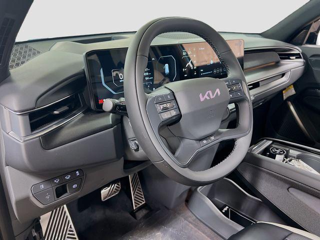 new 2026 Kia EV9 car, priced at $70,515