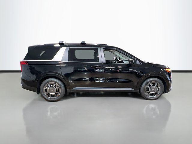 new 2026 Kia Carnival Hybrid car, priced at $46,045
