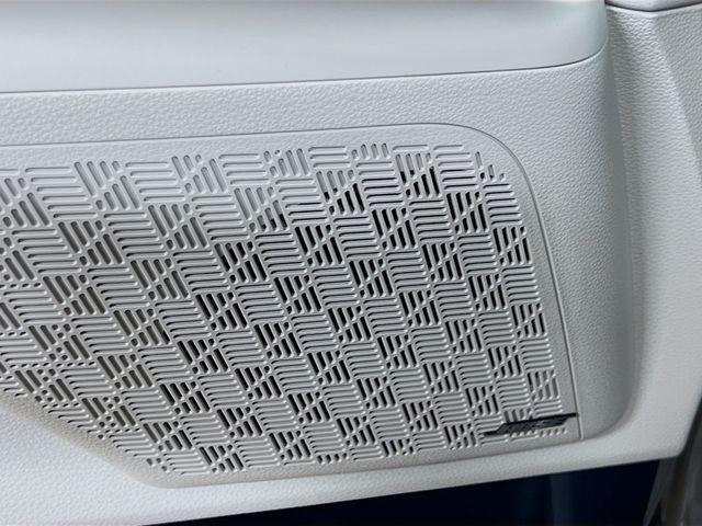 new 2026 Kia Carnival Hybrid car, priced at $54,150