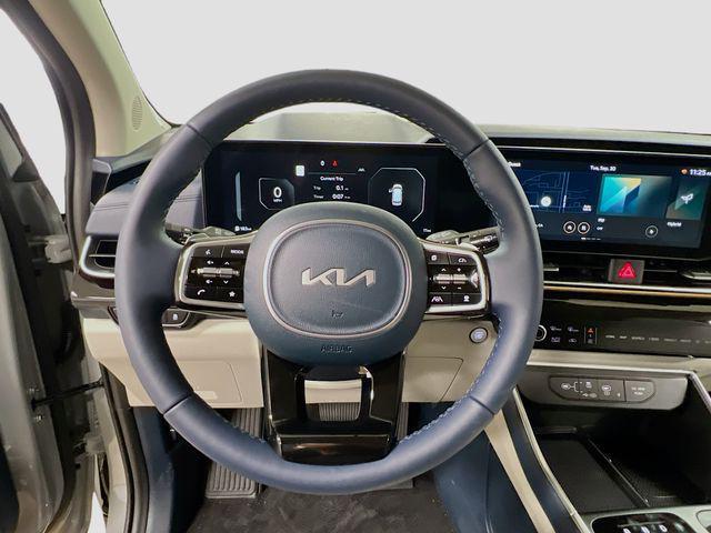 new 2026 Kia Carnival Hybrid car, priced at $54,150