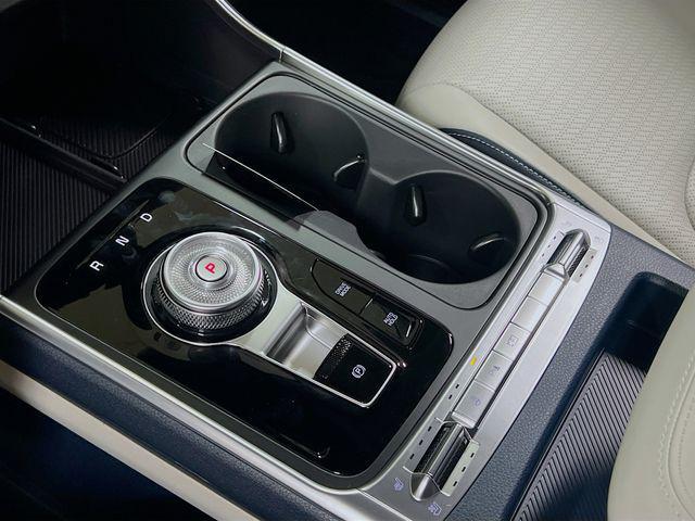 new 2026 Kia Carnival Hybrid car, priced at $54,150