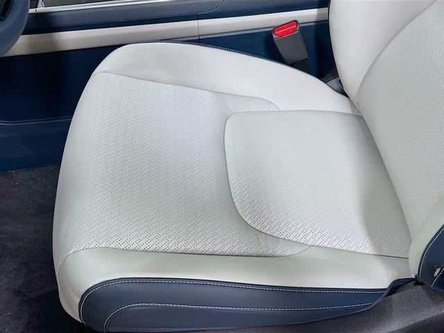 new 2026 Kia Carnival Hybrid car, priced at $54,150