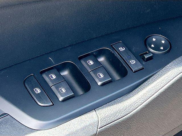 new 2025 Kia Sportage Hybrid car, priced at $29,255