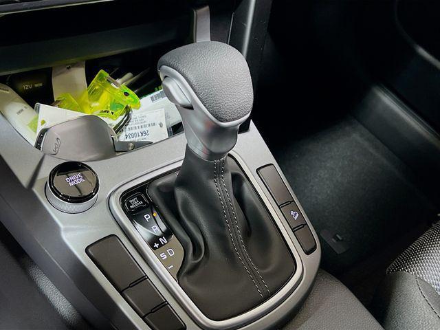 new 2026 Kia Seltos car, priced at $25,170