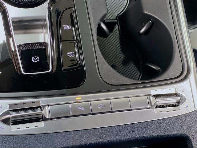 new 2025 Kia Carnival Hybrid car, priced at $49,895