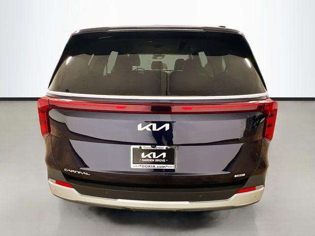 new 2026 Kia Carnival Hybrid car, priced at $43,890